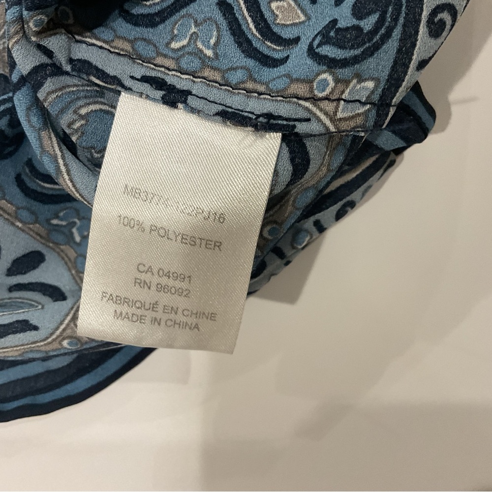 Blue Floral Border Print Women’s Blouse, Tunic - Picture 4 of 7